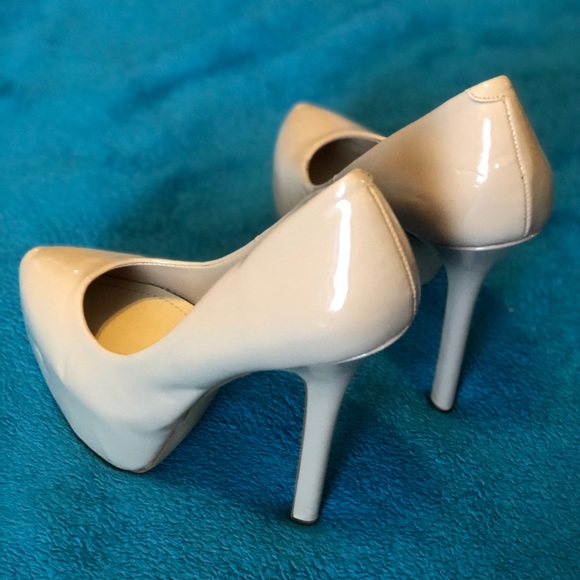 Steve Madden Pumps - Picture 7 of 7